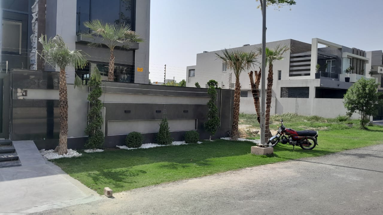 DHA Phase 6 Villa