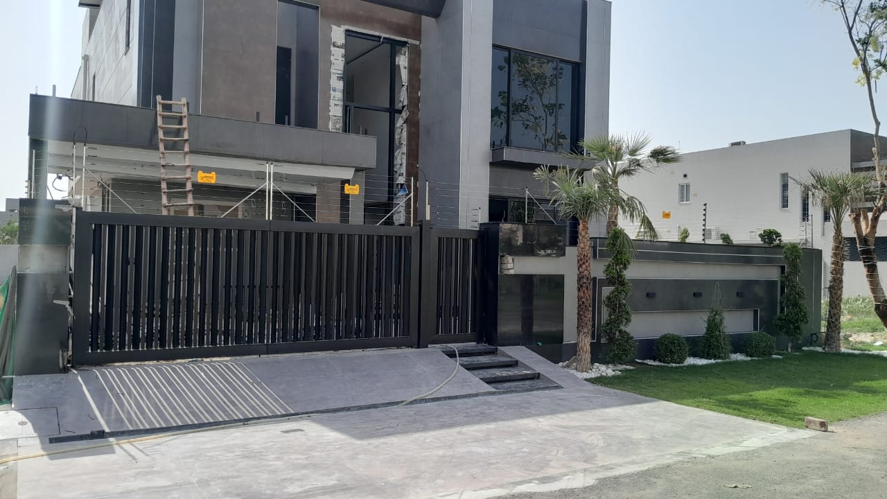 DHA Phase 7 Property